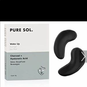 Activated charcoal eye masks from Pure Sol